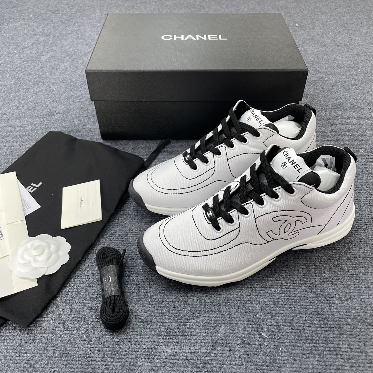 Chanel Low Top Trainer Black White G38299 Y55720 K3845 (5) - newkick.vip